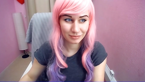 Fucking with a blonde and another shemale in homemade clips