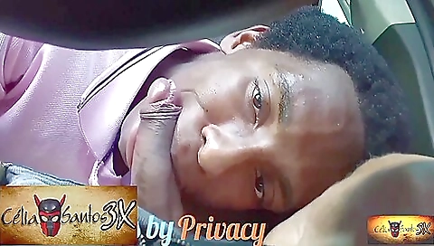 Deepthroat blowjob with a ebony girl in amateur sex clip