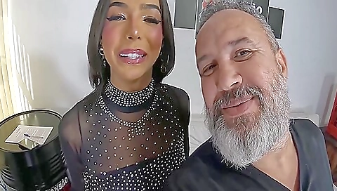 Amateur brunette with a nice ass gets fucked in the ass